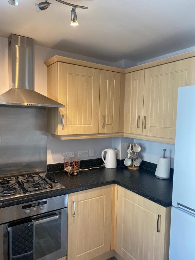 Вілла Coventry City Centre Townhouse With Private Parking Екстер'єр фото